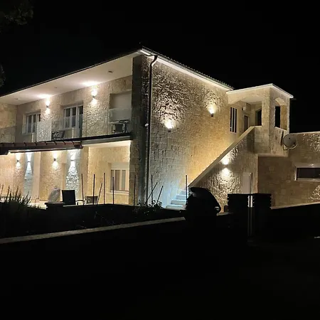 Stonehouse-pag By Interhome *