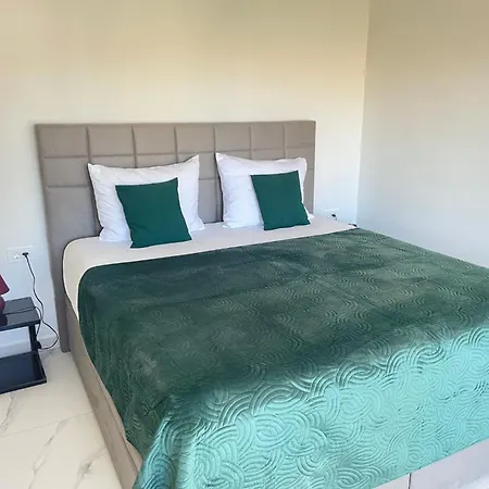 Appartamento Stonehouse-pag By Interhome